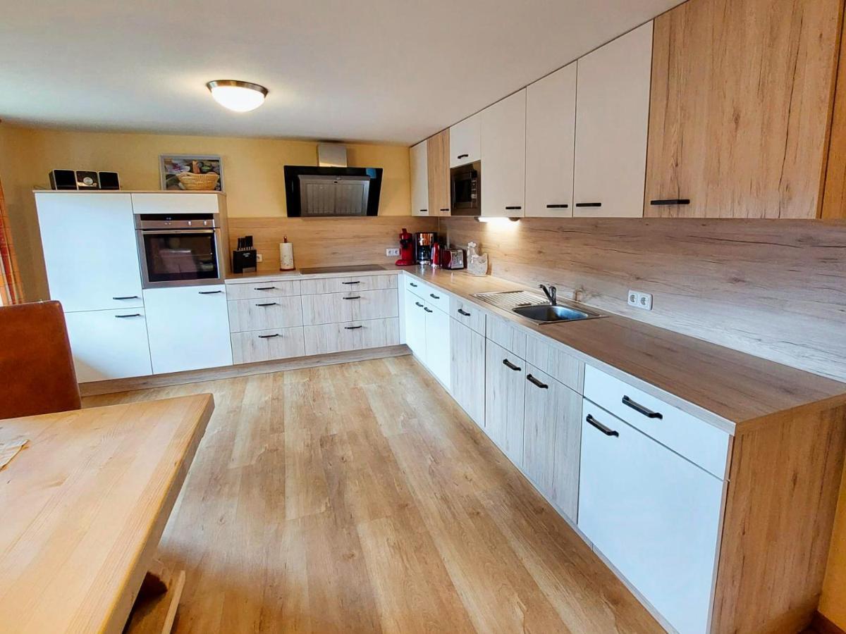 Emanuel Apartment *